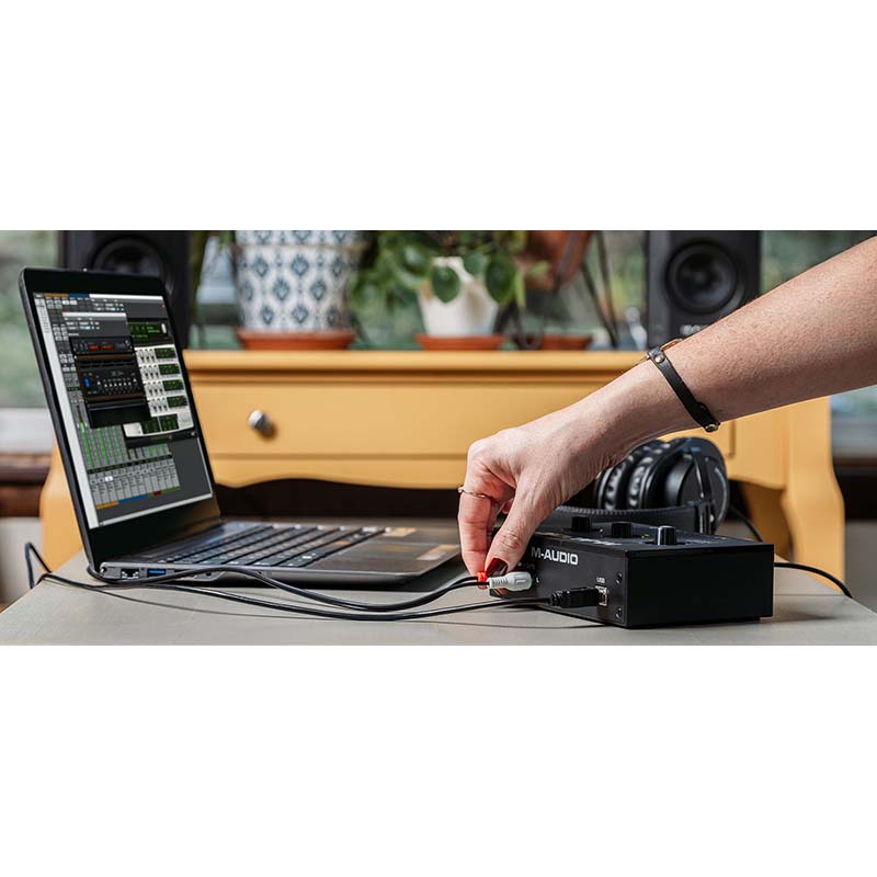 M-Audio M-Track Solo Audio Interface - Image 9