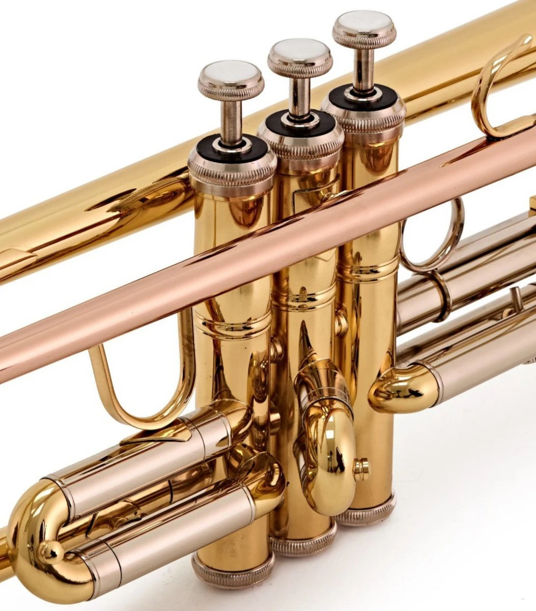 Elkhart 100TR Bb Trumpet - Image 2