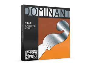 Dominant: Medium Violin String Set