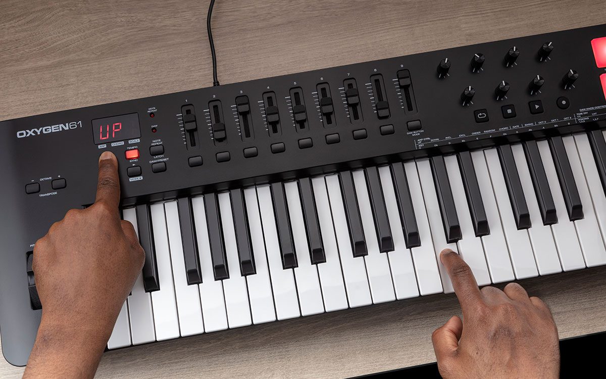M-Audio Oxygen 61 MkV Controller Keyboard - Image 4