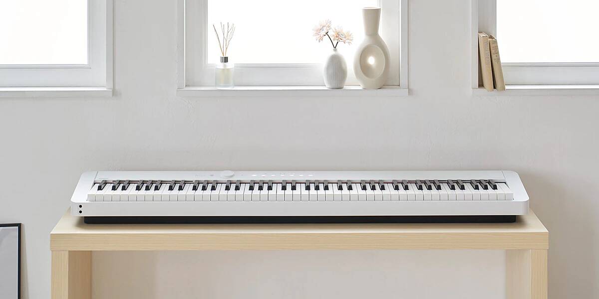 Casio PX-S1000-WH Privia w/Stand - Image 2