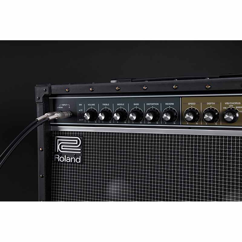Roland JC-40 Jazz Chorus Guitar Amplifier - Image 4