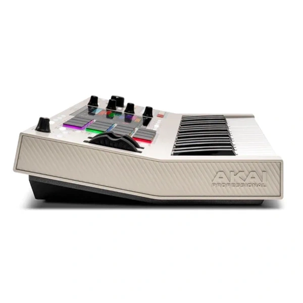 Akai MPC Key 37 G2 - The MPC  for PLAYERS:  Generation 2 - Image 9