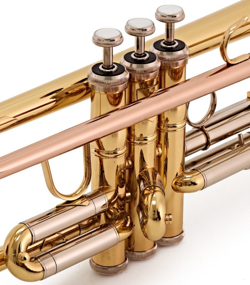 Elkhart 100TR Bb Trumpet - Image 2