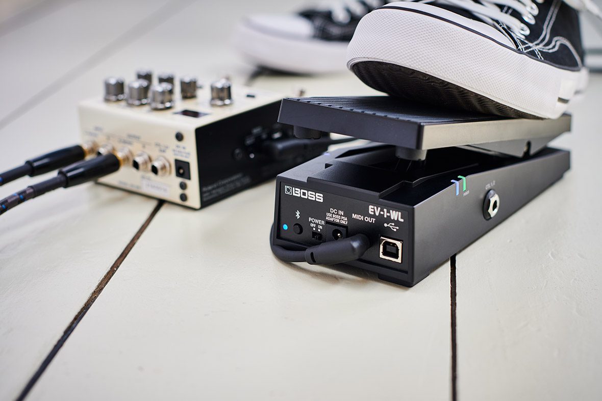 BOSS EV-1-WL Wireless Midi Expression Pedal - Image 7