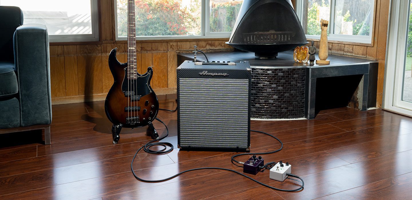 Ampeg RB-110 Bass Amplifier2 - Image 3
