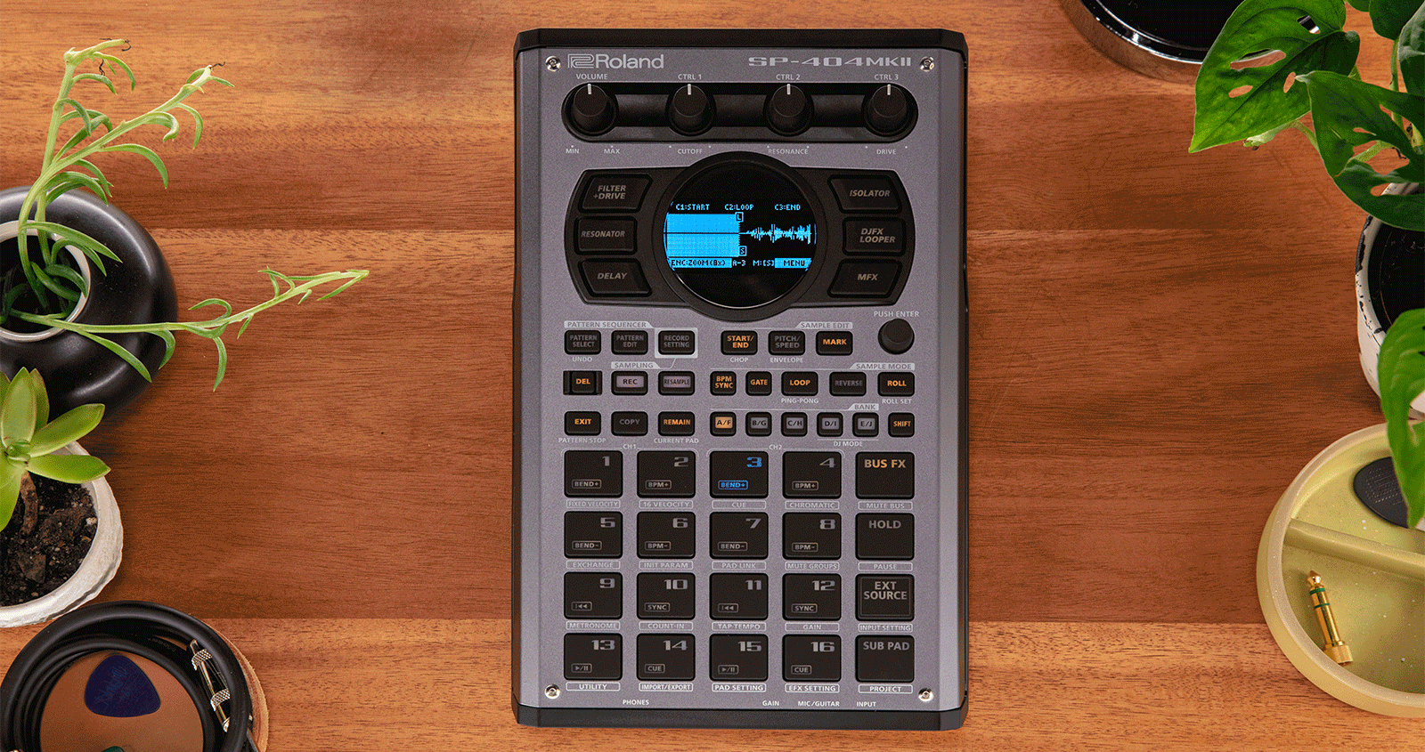 Roland SP-404 MkII - Creative Sampler and Effector - Image 4