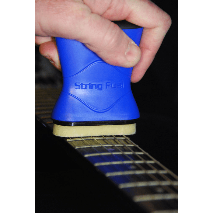 Music Nomad MN109 - String Fuel - String Cleaner And Lubricant - Image 4