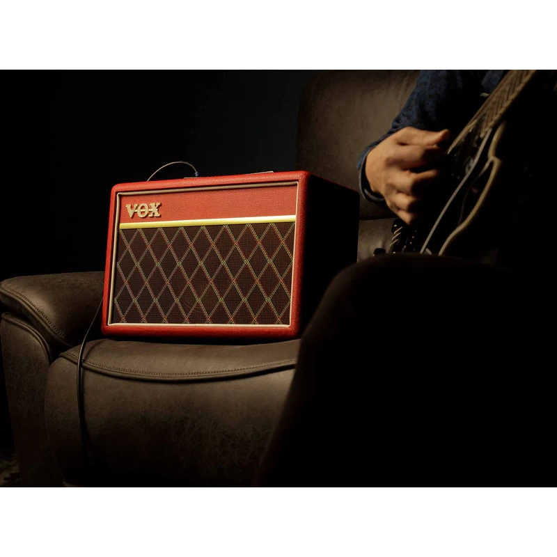 Vox Pathfinder 10 Guitar Amplifier - Limited Edition Red - Image 4
